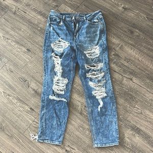 AE Stretch Ripped Mom Jean